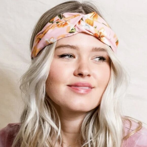 Boho Magnolia Floral Twist Headwrap - Picture 3 of 6